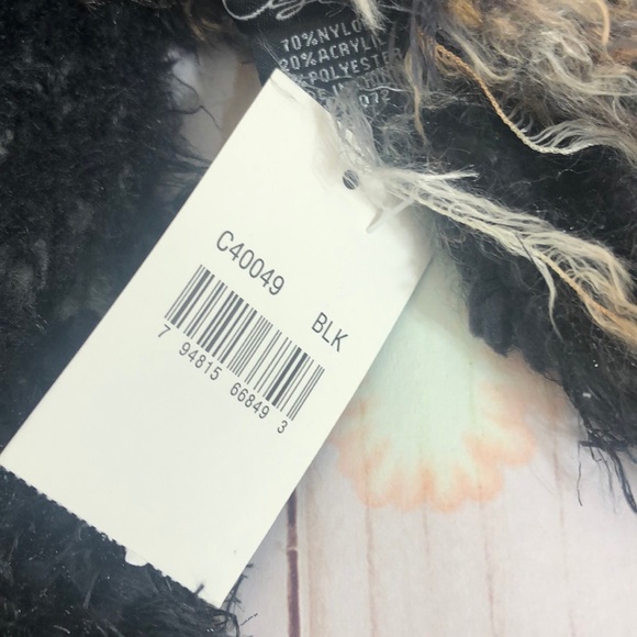 NWT Cejon Faux Feather Fringe Black Scarf - Picture 6 of 10